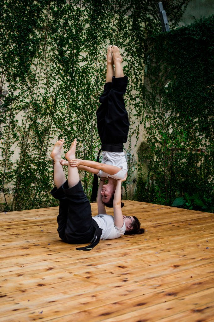 Acro3